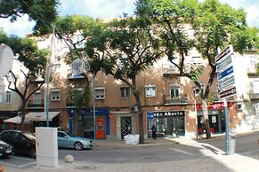 La Petit Maison