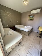 Hotel Les Cigalons