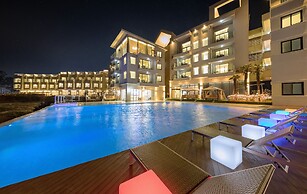 La Terrace Resort