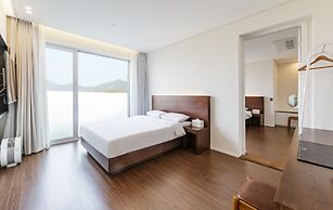La Terrace Resort