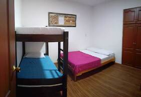 Hostal Don Jose - Hostel