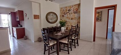 Blue Ark Aigeira Flat & Studio