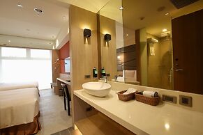 Kloud Hotel