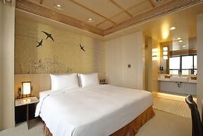 Kloud Hotel