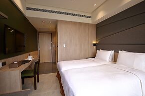 Kloud Hotel