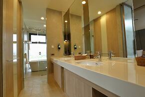 Kloud Hotel