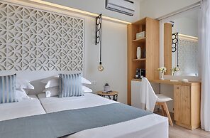 Vasia Boulevard - Adults Only