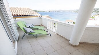 Villa Mona