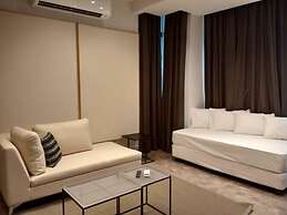 Expressionz Professional Suites by iHost Homes 2