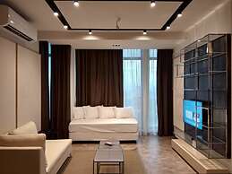 Expressionz Professional Suites by iHost Homes 2