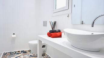 Unique Stylish Apt in Athens
