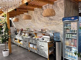 Ilio Boutique Hotel