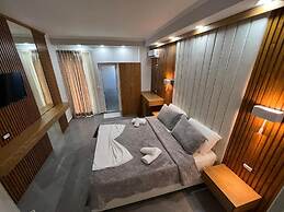Ilio Boutique Hotel