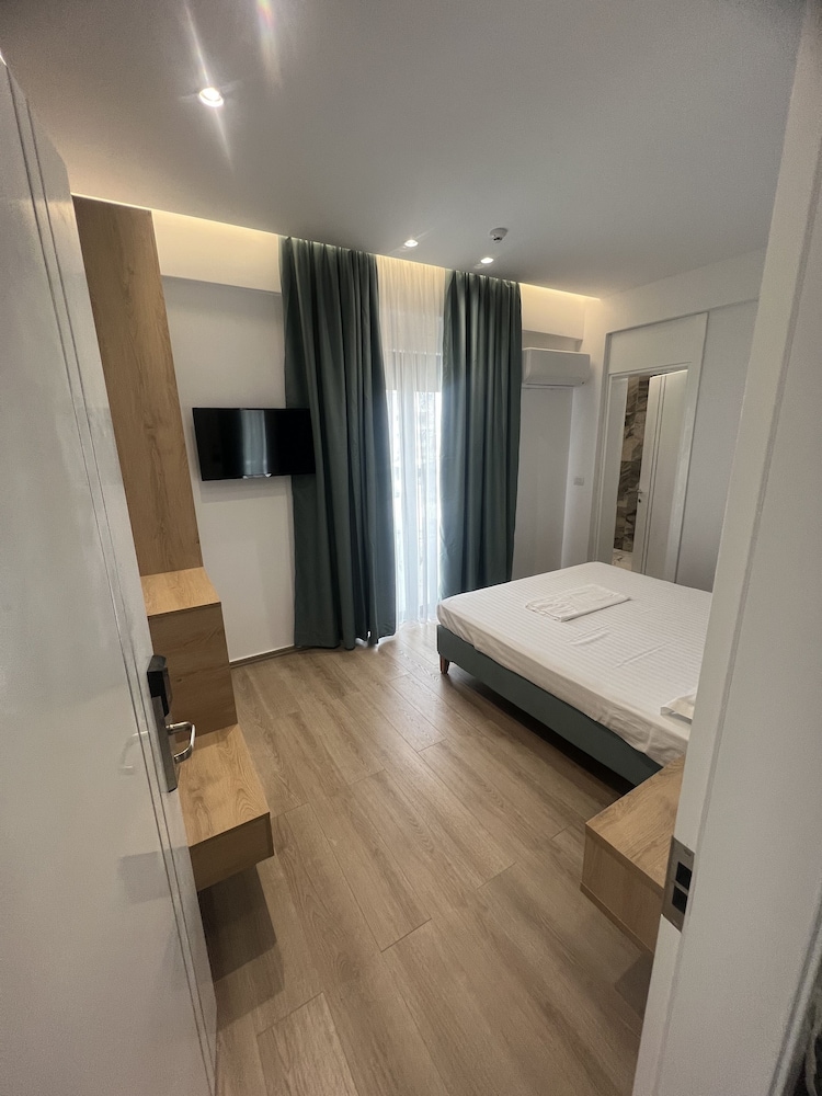 Ilio Boutique Hotel