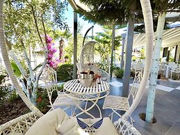 Ilio Boutique Hotel