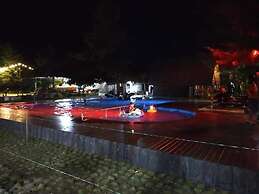 Madu Tiga Beach & Resort