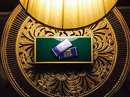 LUXa Charmhouse Hotel