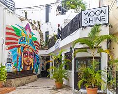 Moonshine Hotel