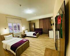 Tourist INN Hotel