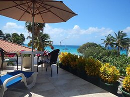 Beach White Villa Aruba