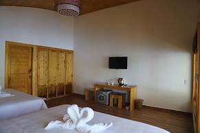 Phu Ninh Lake Resort
