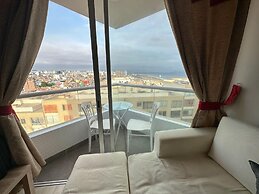 Ocean View Apartment with Pool (1206)