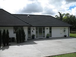 Karapiro Willows Luxury B & B