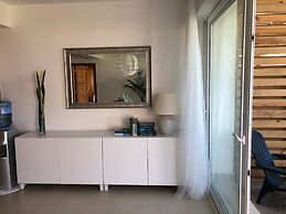 Oceanfront New Condo on the Beach