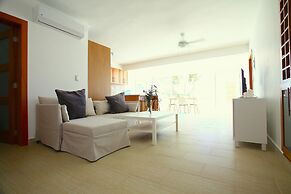 Oceanfront New Condo on the Beach