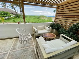 Oceanfront New Condo on the Beach