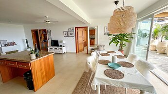 Oceanfront New Condo on the Beach