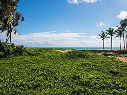 Oceanfront New Condo on the Beach