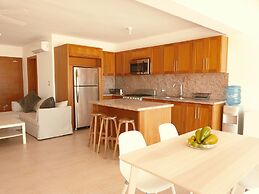 Oceanfront New Condo on the Beach