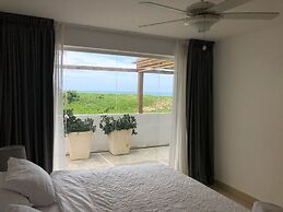 Oceanfront New Condo on the Beach