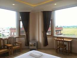 Five One Star Hotel
