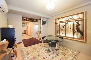 Yoyogi House