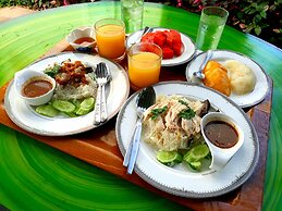 Baan Klangsuan Bang Korbua