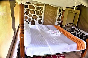 ELangata Olerai Luxury Camp