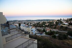 Peyia Pearl