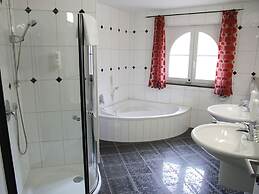 Hostellerie Bacher GmbH