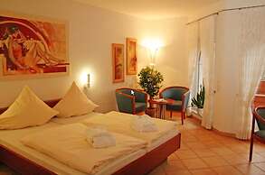 Hostellerie Bacher GmbH