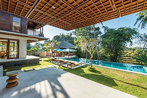 Villa Rusa Biru