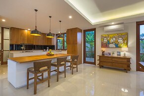 Villa Rusa Biru