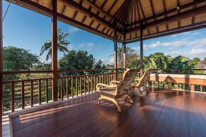 Villa Rusa Biru