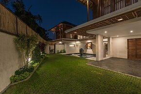Villa Rusa Biru