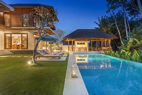 Villa Rusa Biru