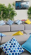 Top City Hostel & Suites