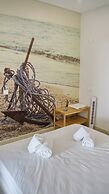 Top City Hostel & Suites