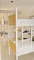 Top City Hostel & Suites