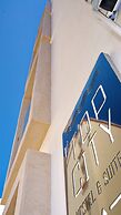 Top City Hostel & Suites